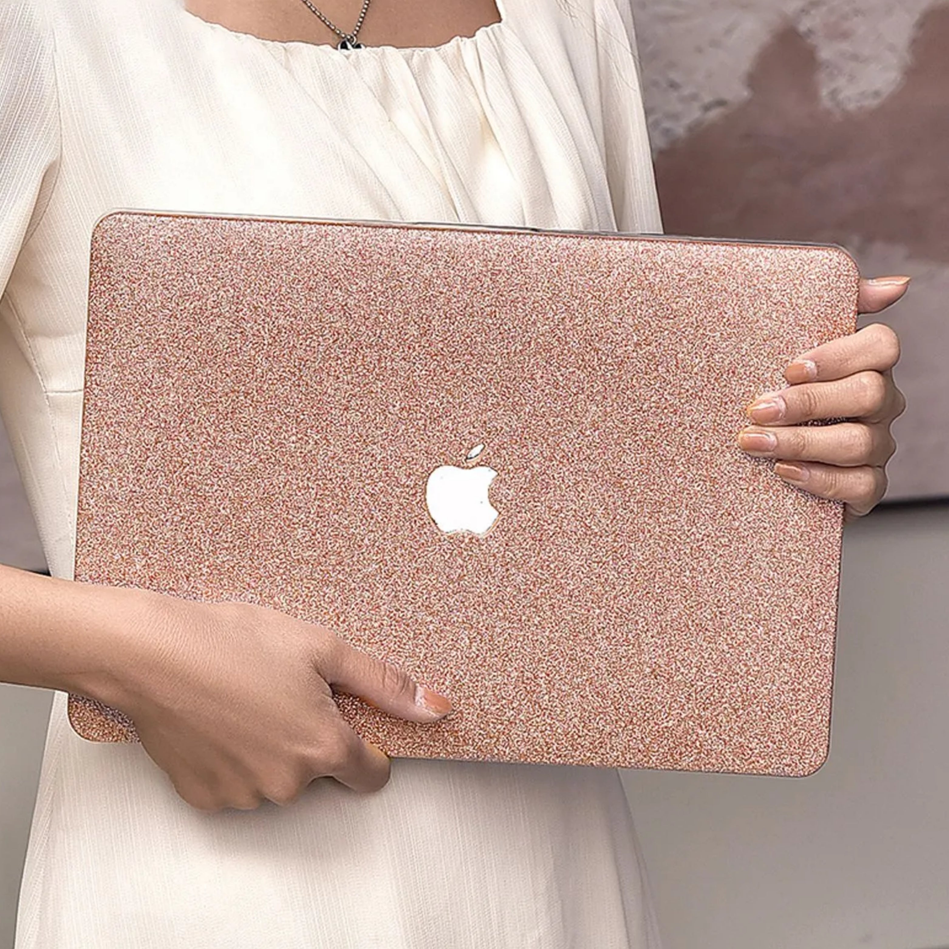 Carcasa para MacBook con Brillo en Color Rosa