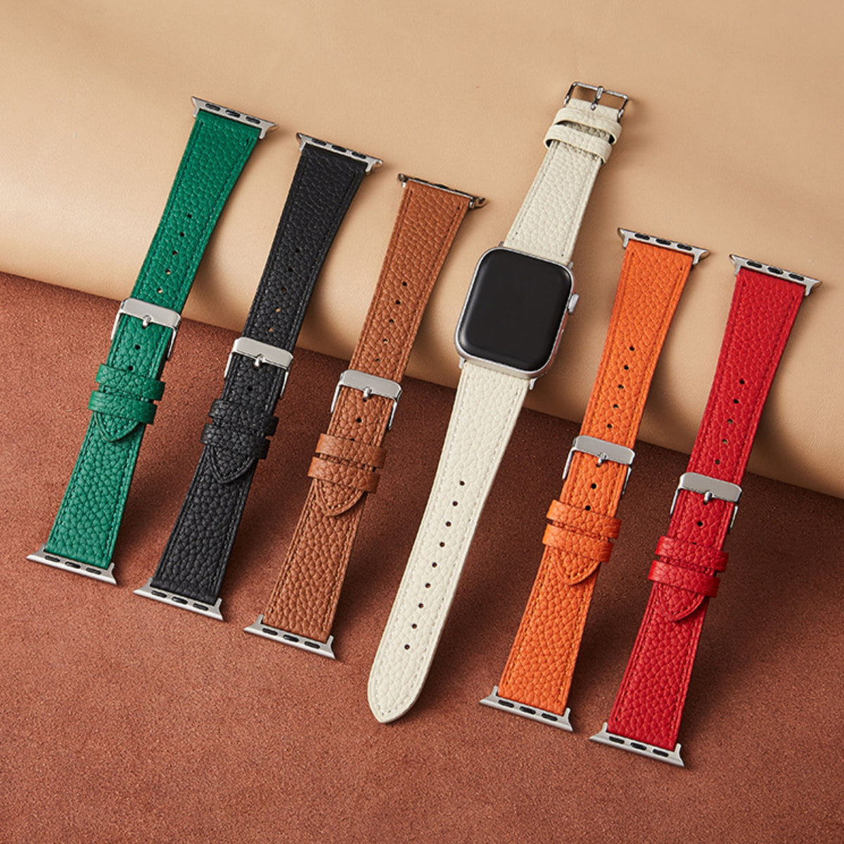 Correa ancha de cuero granulado para Apple Watch en color naranja, de la marca Vivaldo, con acabado texturizado.