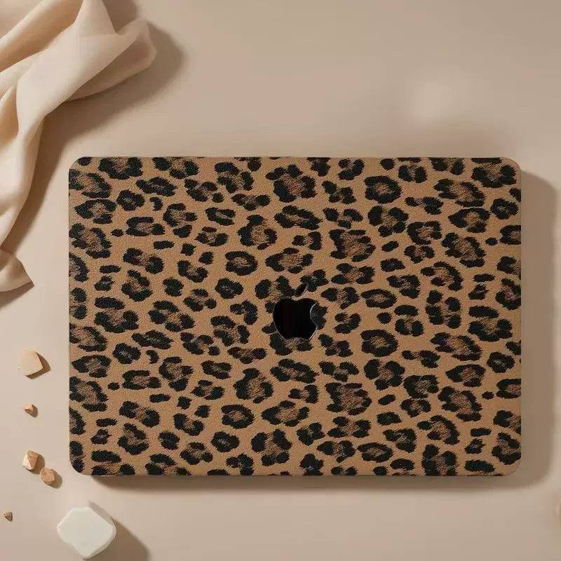 Carcasa para MacBook de Cuero Sintético con Estampado de Leopardo Marrón - Vivaldo