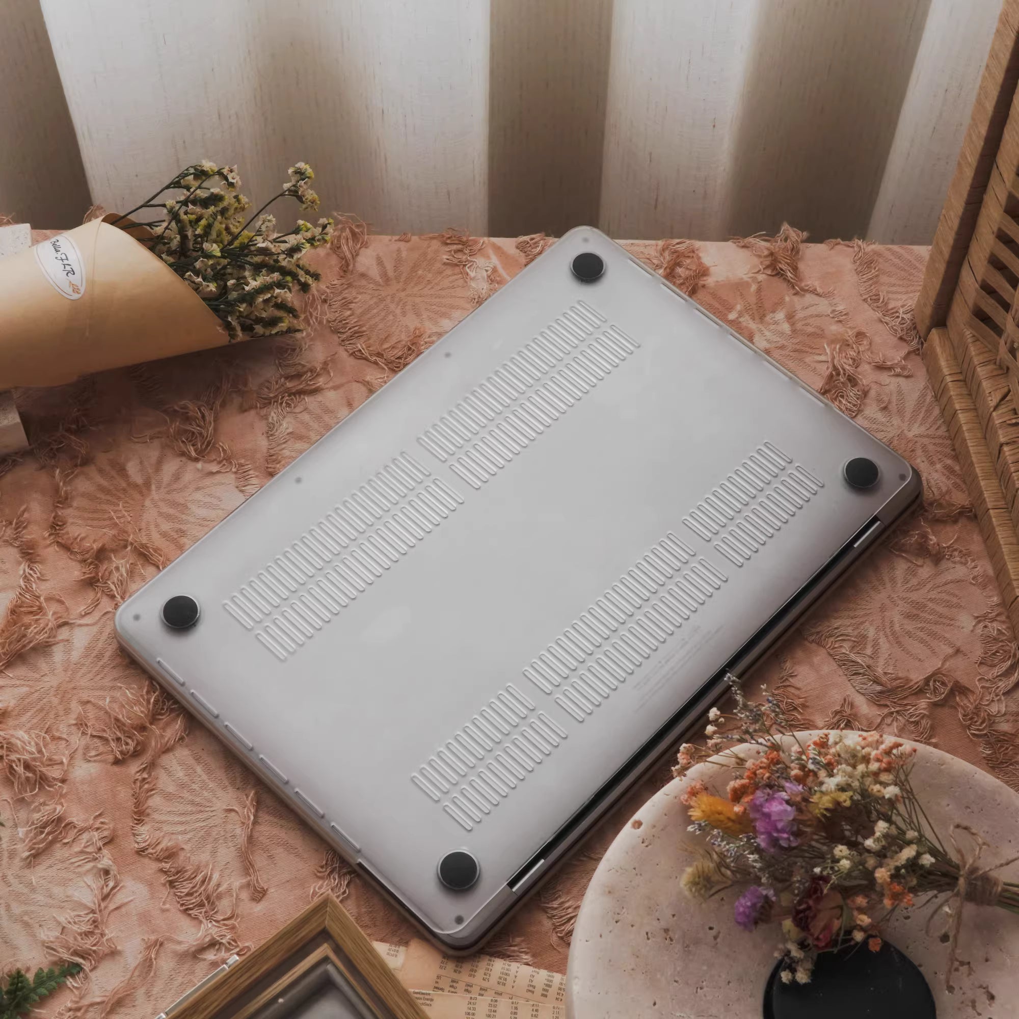 Carcasa para MacBook con Efecto Nacarado Marrón "Tierra Serena"