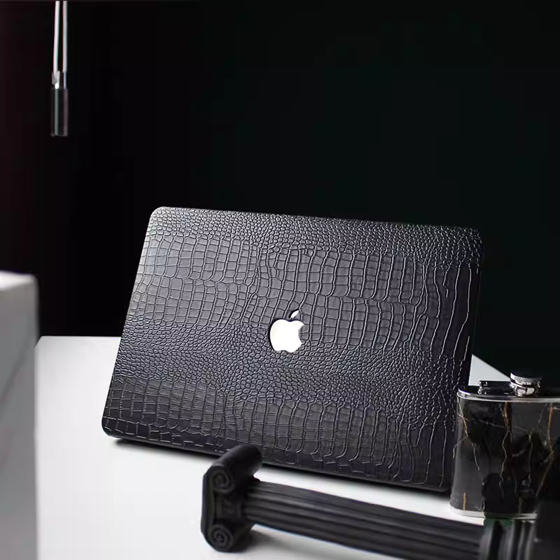 Carcasa para MacBook de Cuero Sintético de Cocodrilo Negro