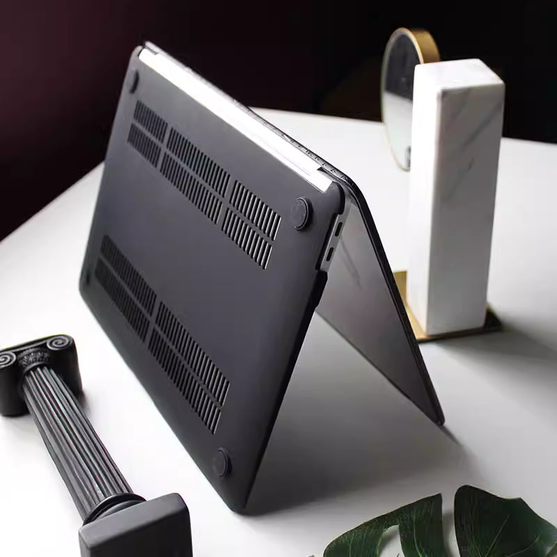 Carcasa para MacBook de Cuero Sintético de Cocodrilo Negro