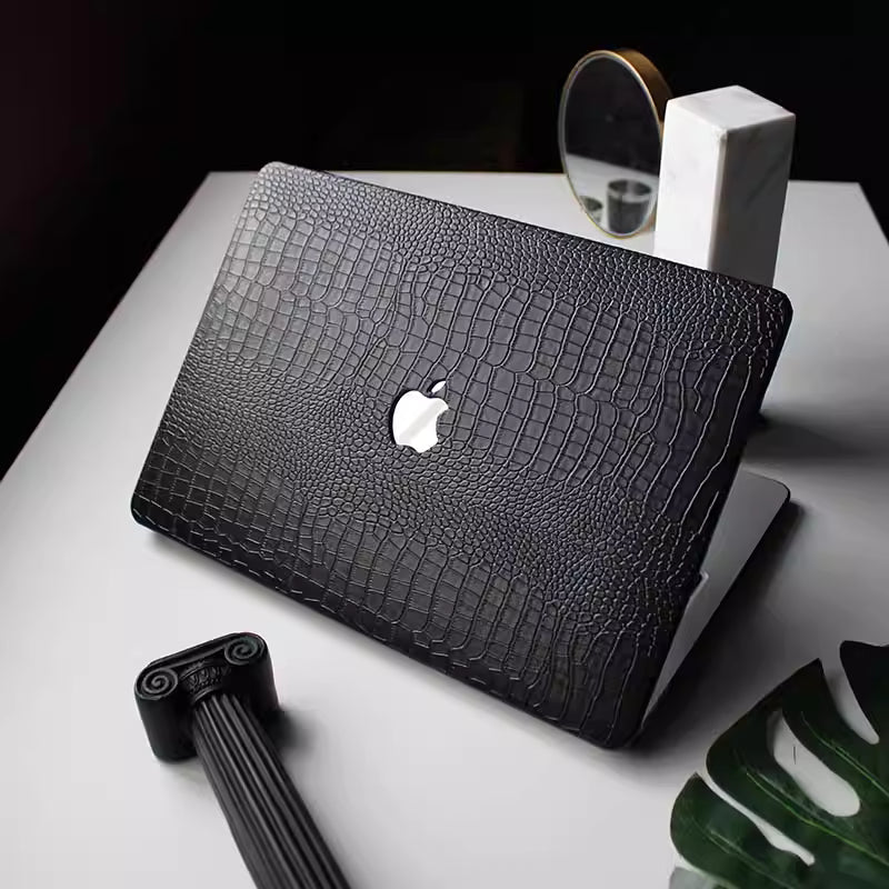 Carcasa para MacBook de Cuero Sintético de Cocodrilo Negro