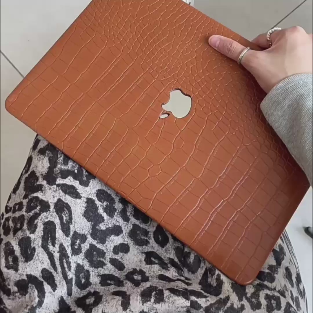 Carcasa para MacBook de Cuero Sintético de Cocodrilo Marrón